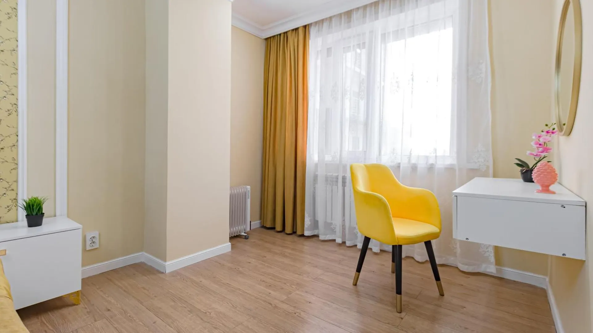 Apartment Amor De Astana, Жк Симфония, 3 Комнатная